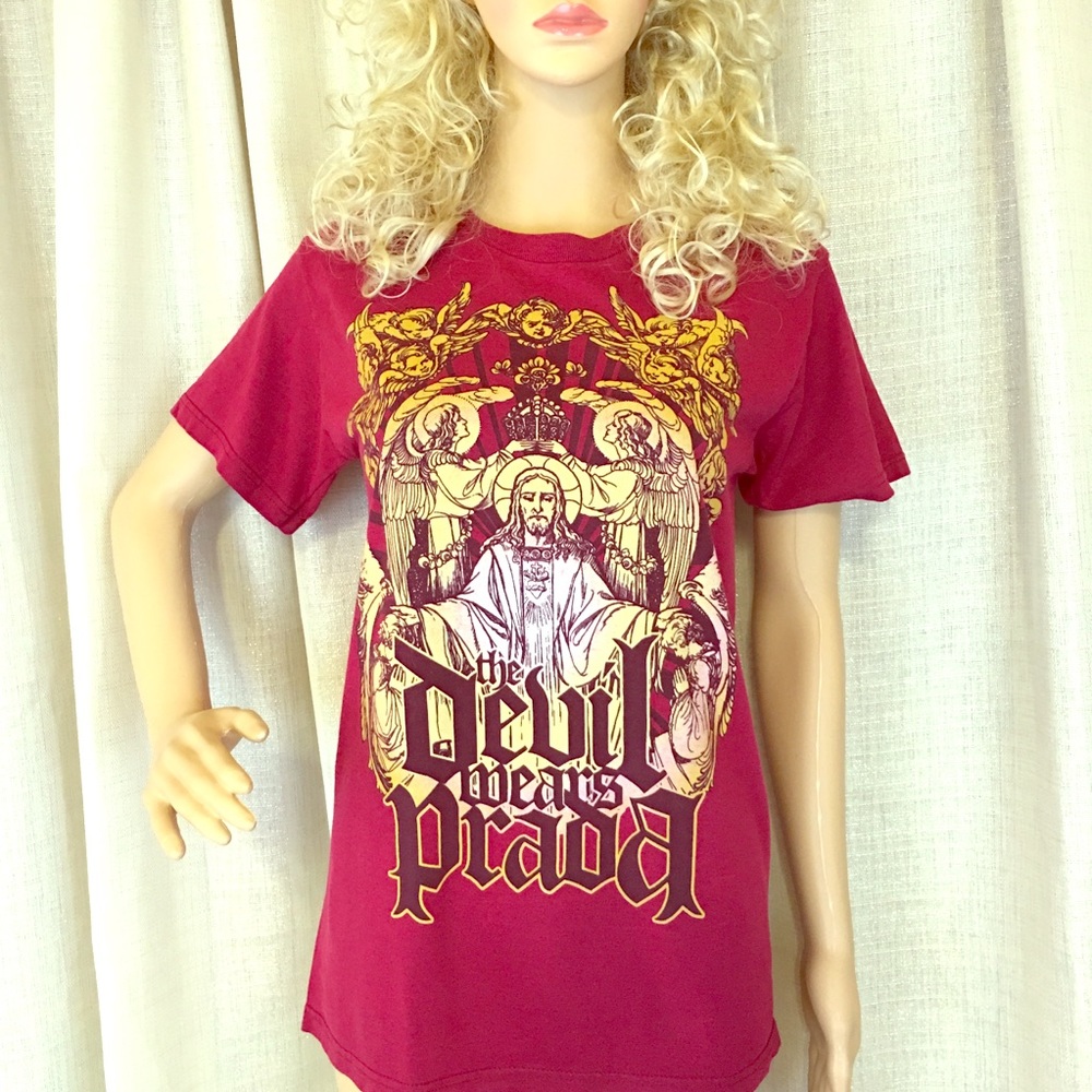 Devil Wears Prada Band T Shirt Size Small